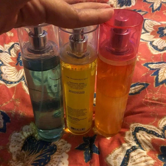 Bath & Body Works Body perfume Set - Blue, Yellow, Orange - Picture 2 of 5